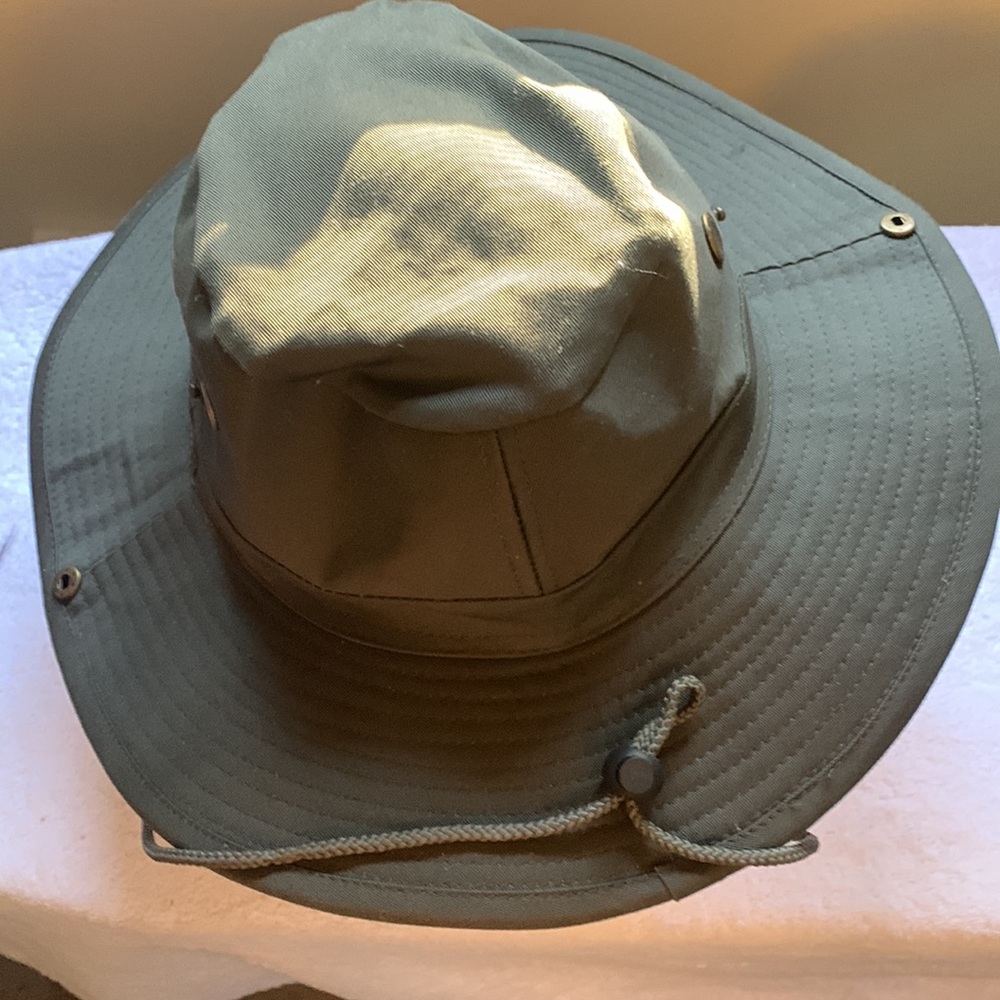 Winter hat - Picture 2 of 3